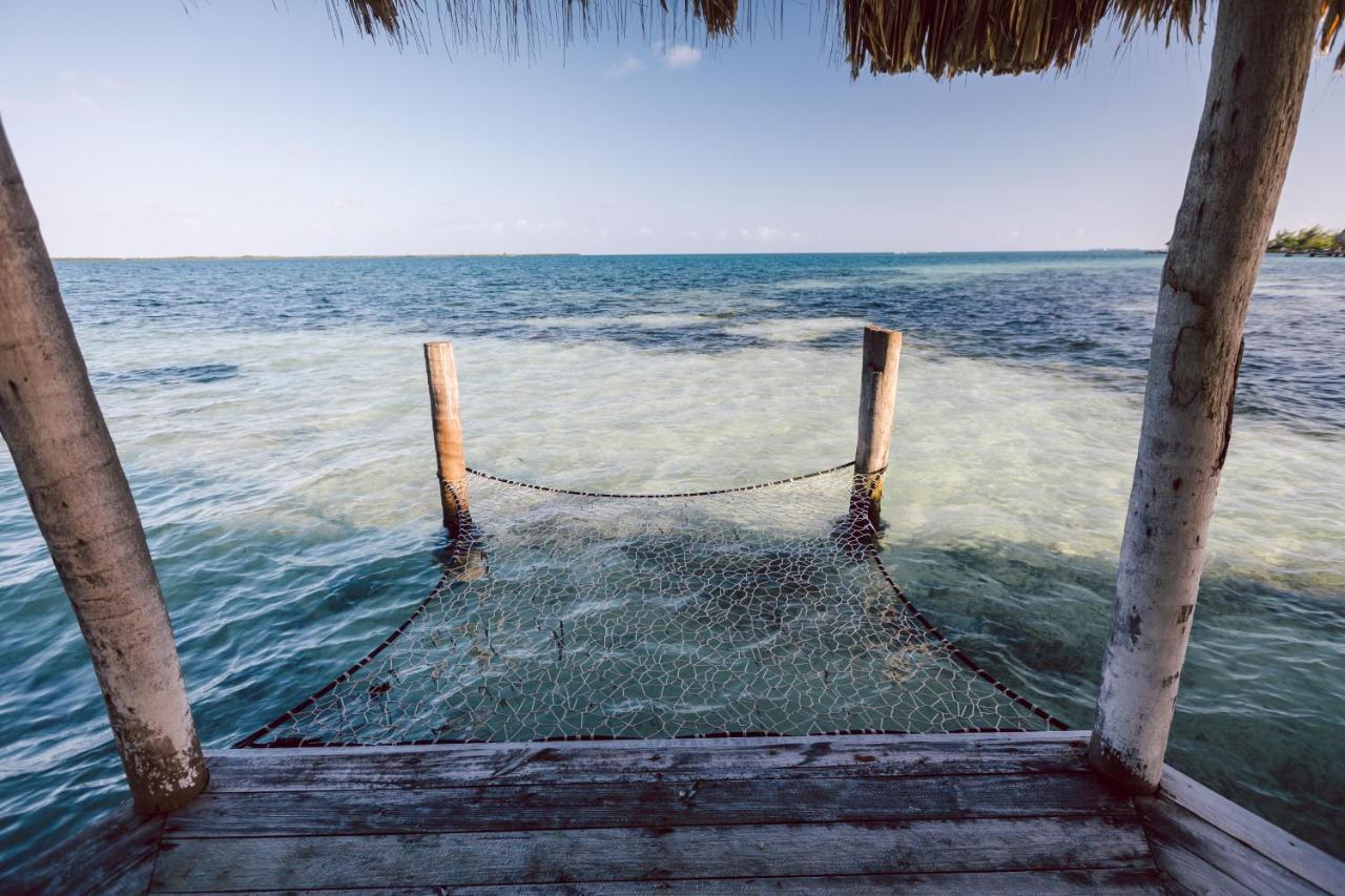 Thatch Caye Resort A Muy'Ono Resort Hopkins Buitenkant foto