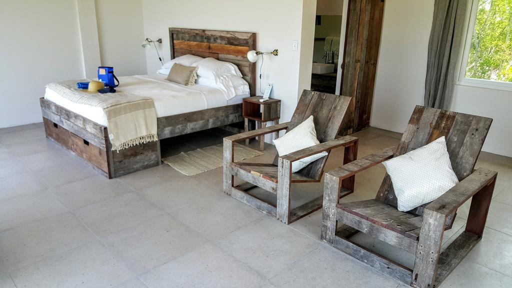 Thatch Caye Resort A Muy'Ono Resort Hopkins Buitenkant foto