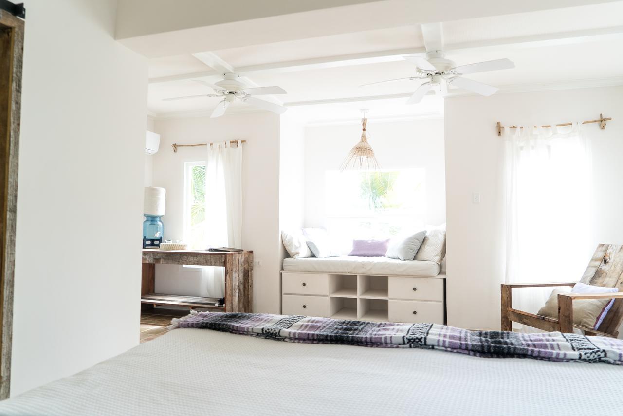 Thatch Caye Resort A Muy'Ono Resort Hopkins Buitenkant foto