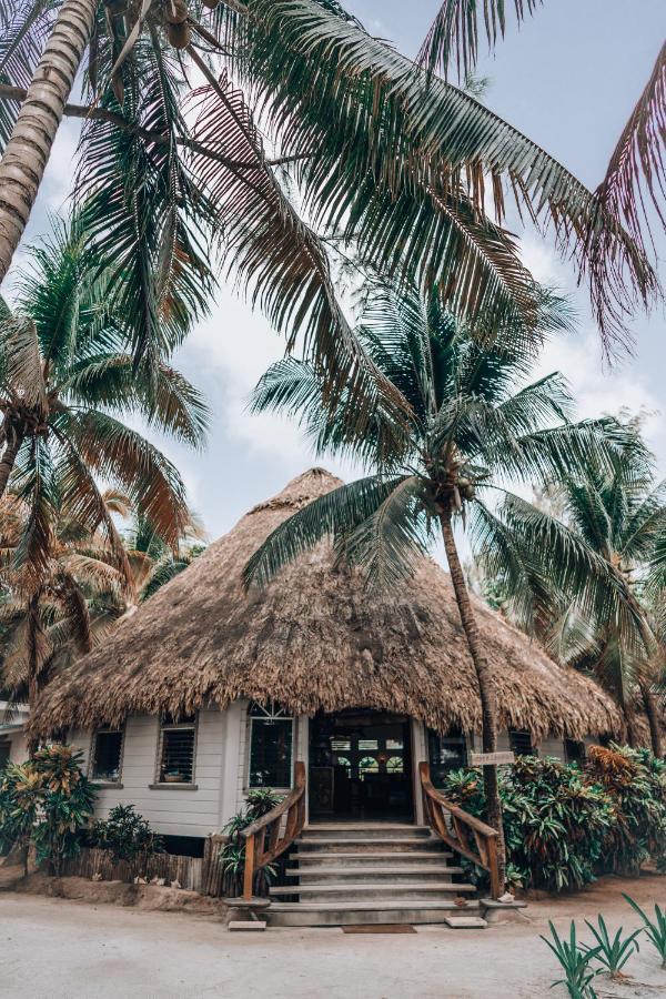 Thatch Caye Resort A Muy'Ono Resort Hopkins Buitenkant foto