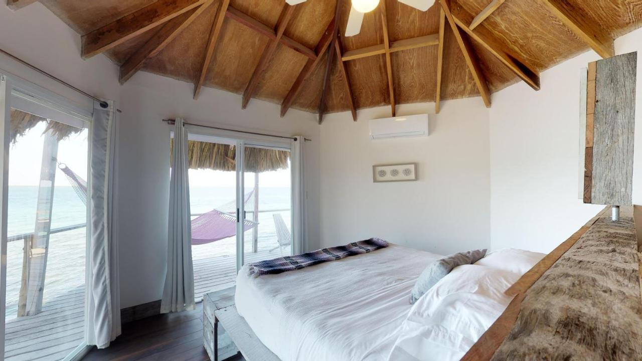 Thatch Caye Resort A Muy'Ono Resort Hopkins Buitenkant foto